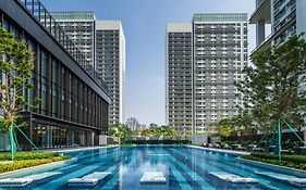 Hilton Shenzhen World Exhibition & Convention Center - Only 5 Minutes' Walk To Wecc